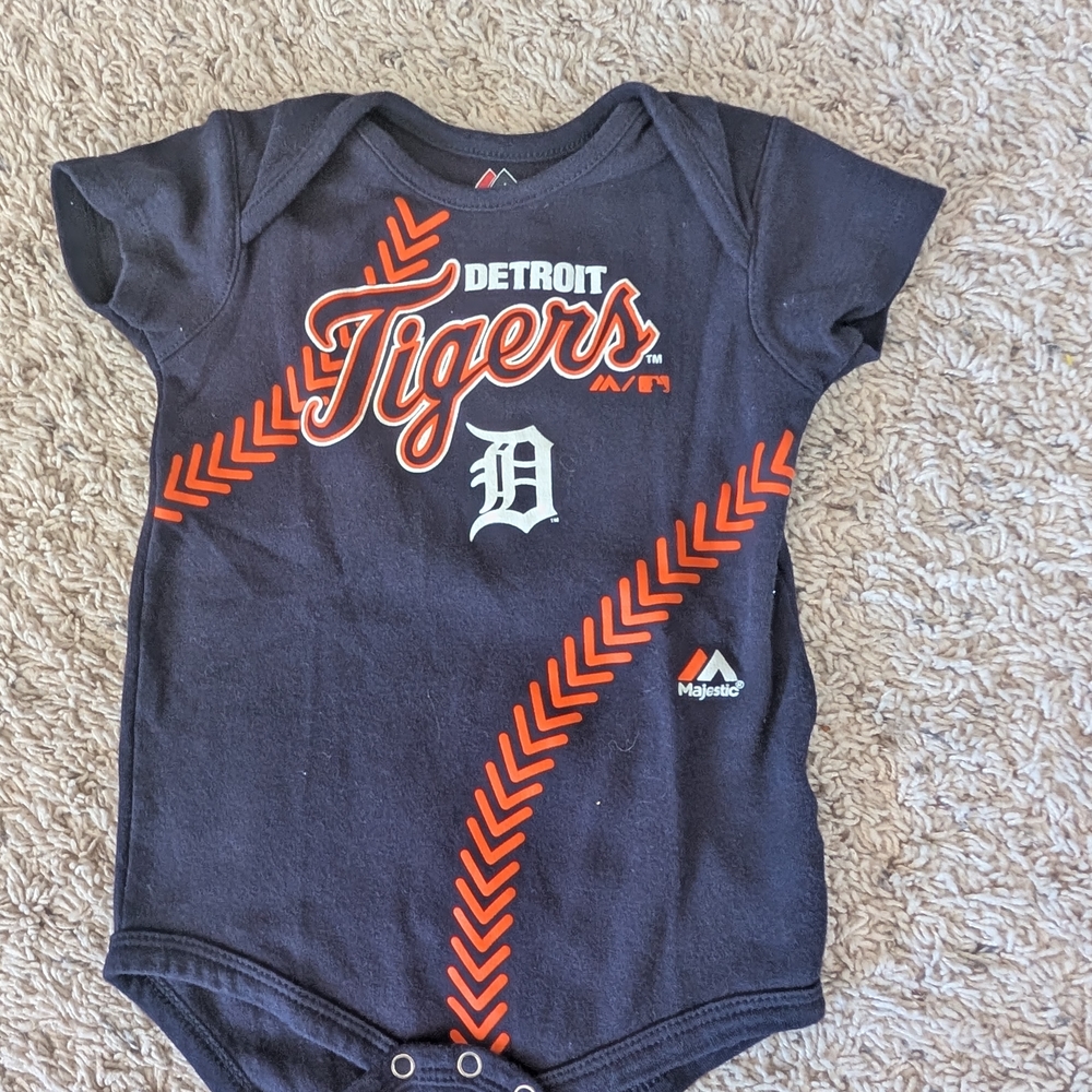 Detroit Tigers Infant MLB Fanatic Team-Color Baseball Creeper (24 Months)